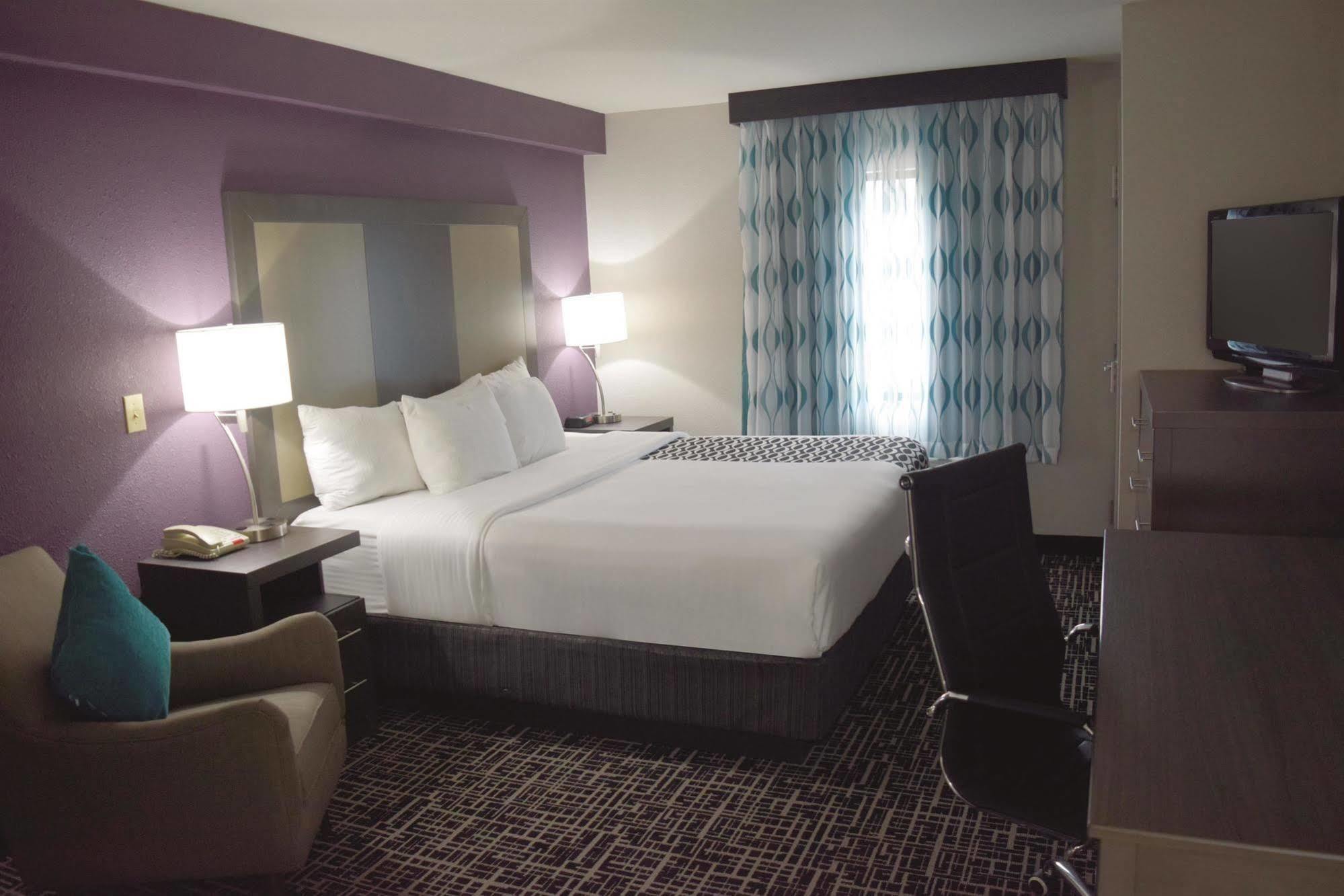 La Quinta Inn By Wyndham West Long Branch Nj Shore Area Exteriér fotografie
