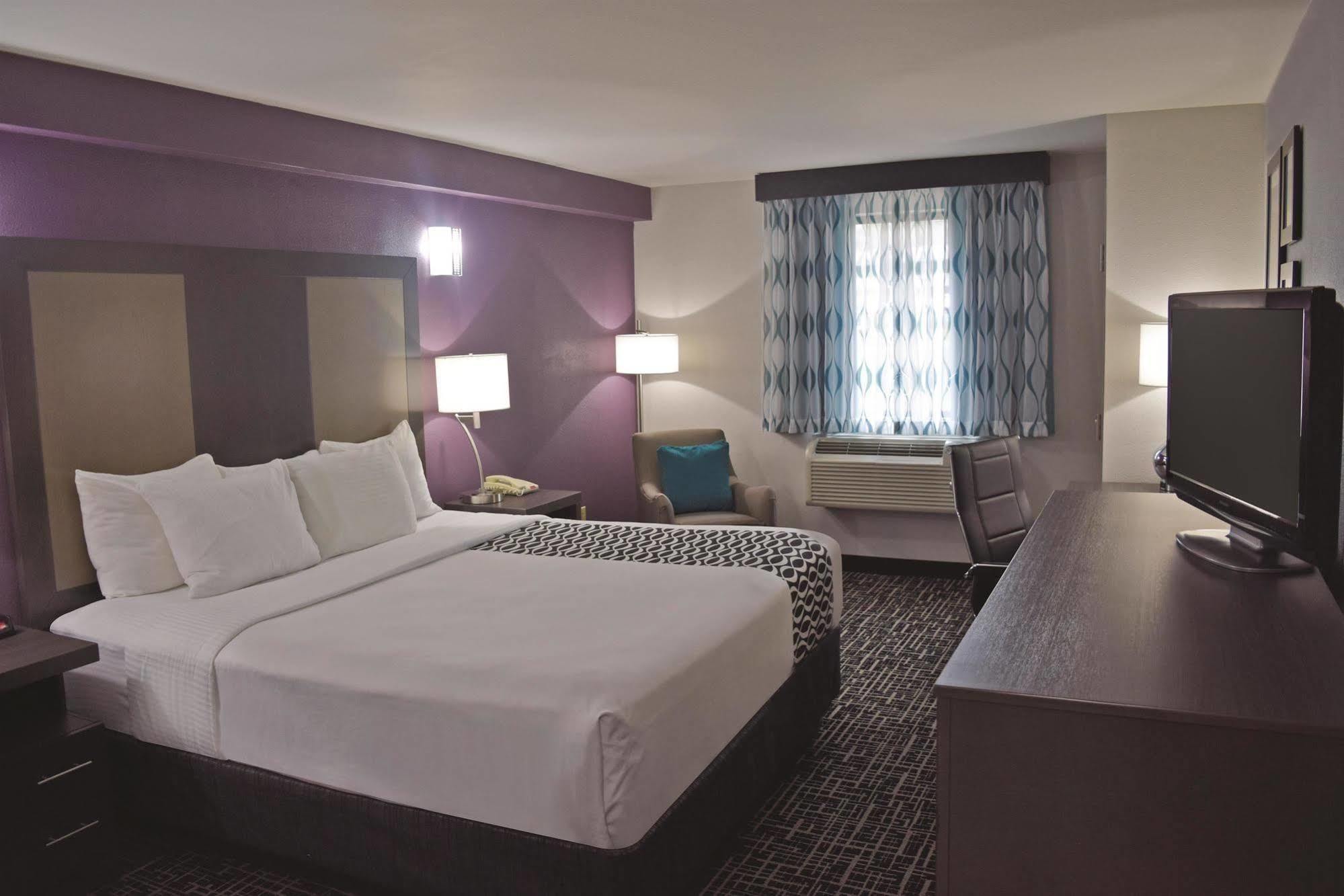 La Quinta Inn By Wyndham West Long Branch Nj Shore Area Exteriér fotografie